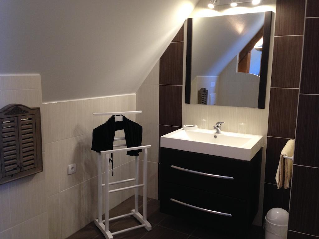 Les Camelias Bed & Breakfast Lalinde Rom bilde