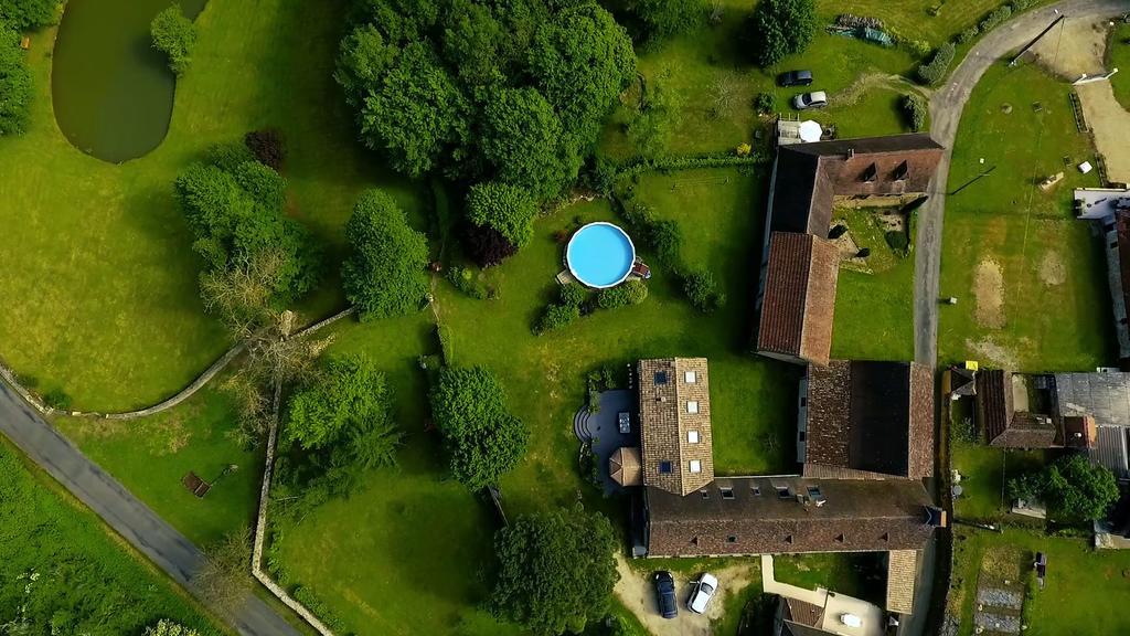 Les Camelias Bed & Breakfast Lalinde Eksteriør bilde
