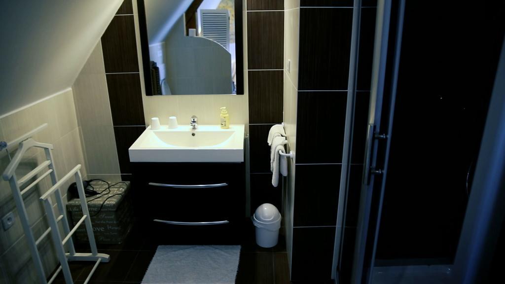 Les Camelias Bed & Breakfast Lalinde Eksteriør bilde
